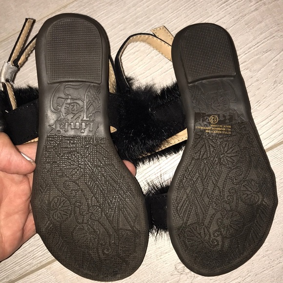 Fur ball black sandals girls toddler 12 new no tag - Picture 4 of 5